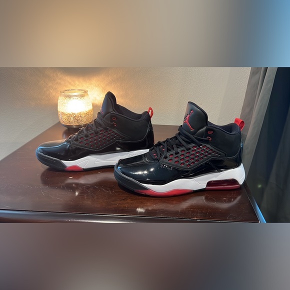 Jordan Maxin 200 Gym Red - Picture 2 of 5